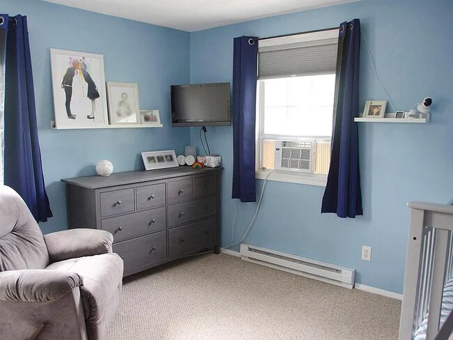 Foto del edificio - Bright and spacious end-unit townhouse