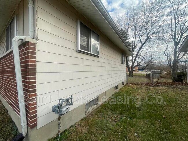 Foto del edificio - 2750 Morris Dr