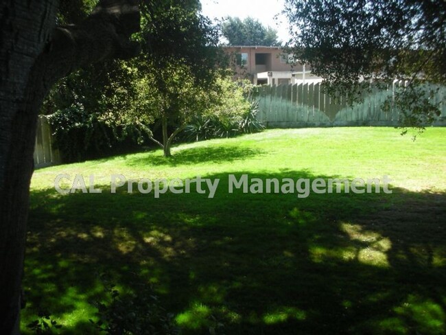 Foto del edificio - 3 bedroom/ 2 bath South Salinas home!