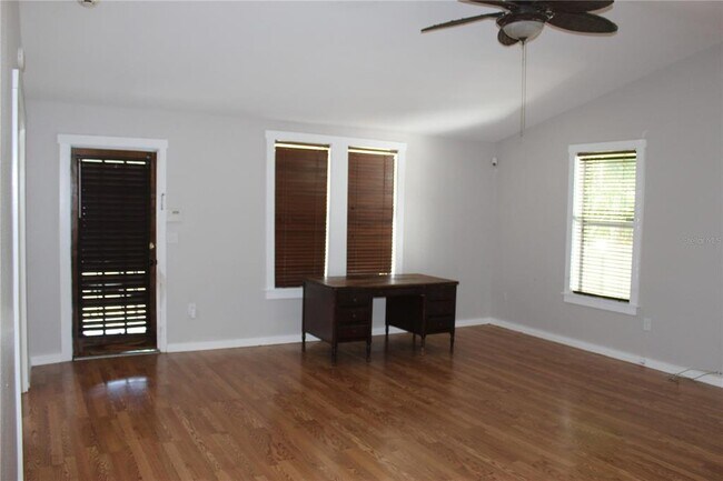 Foto del edificio - 1006 E 21st Ave