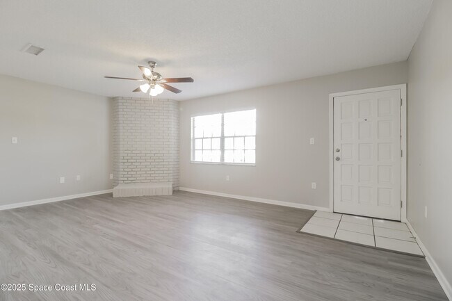 Foto del edificio - 1299 Salina St SE