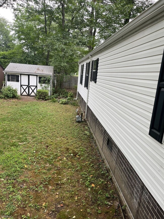Building Photo - 2 br, 2 bath Mobile Home - 28 Forrest Dr
