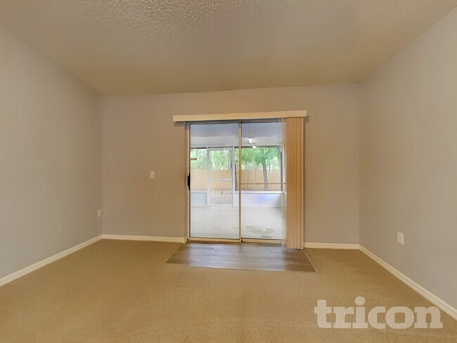 Building Photo - 7439 Lawn Tennis Ln