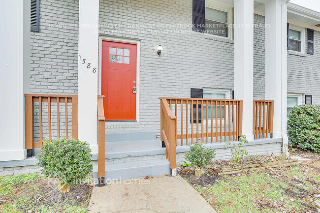 Foto del edificio - 1588 Hampshire Pl