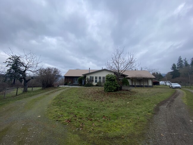 Building Photo - 2680 Nanoose Station Rd