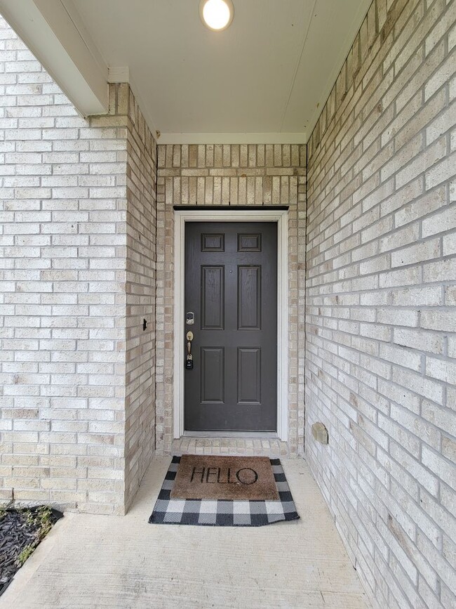 Foto del edificio - 24811 Crimson Pine Dr