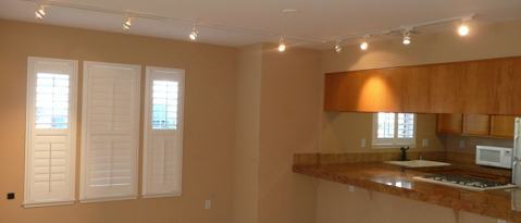 Foto del edificio - 651 Laurel Grove Cir
