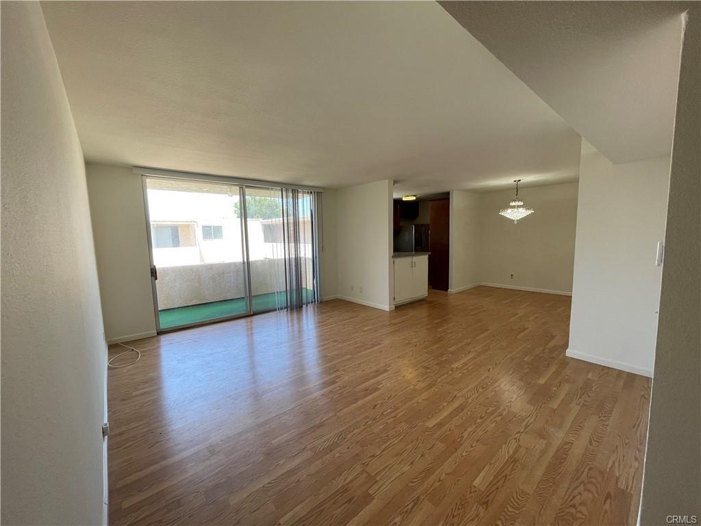 Foto principal - 5429 Newcastle Ave