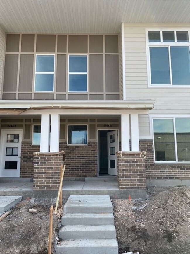 Building Photo - 5486 Ace Ct