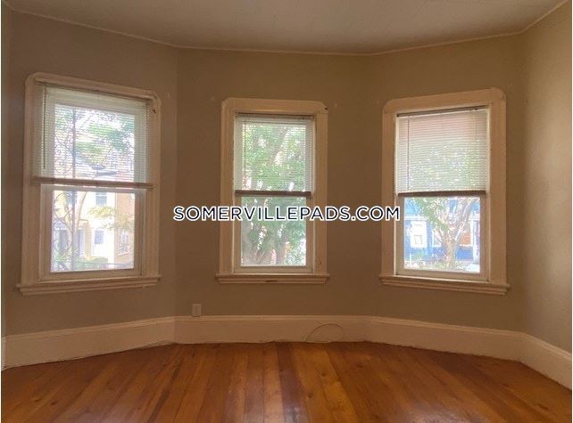 Foto del edificio - 49 Porter St