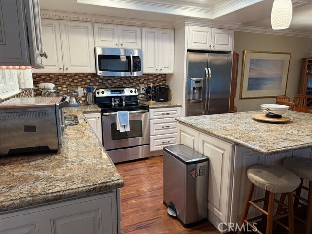 Building Photo - 816 Via Alhambra