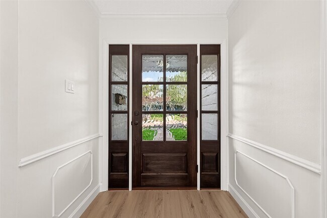 Foto del edificio - 10602 Longmont Dr