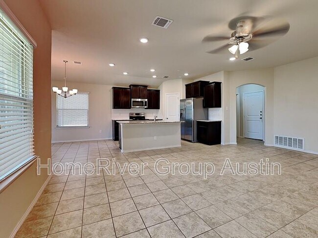 Foto del edificio - 5346 Fenton Ln