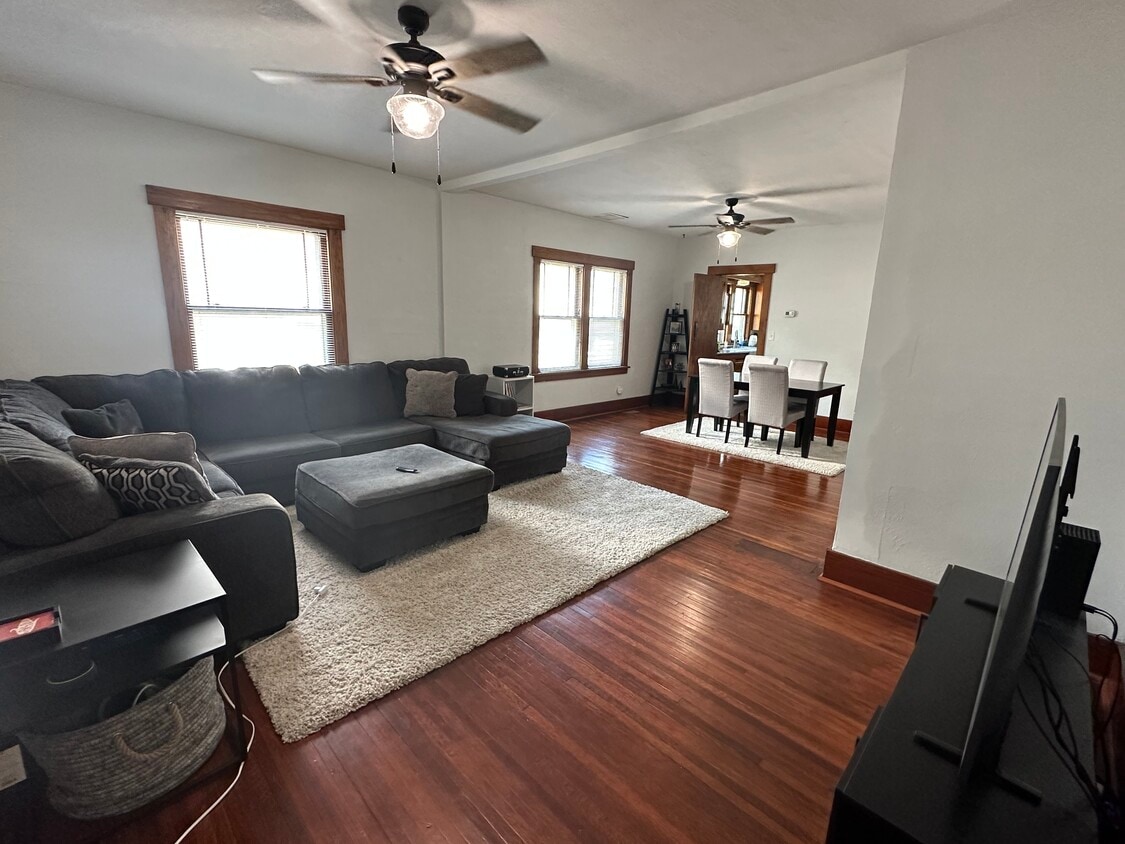 205 S Perth St, Schaller, IA 51053 House Rental in Schaller, IA