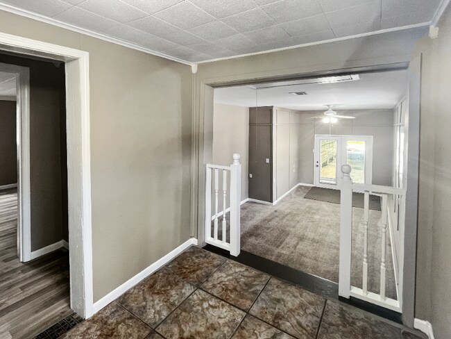 Building Photo - 434 2nd Ave