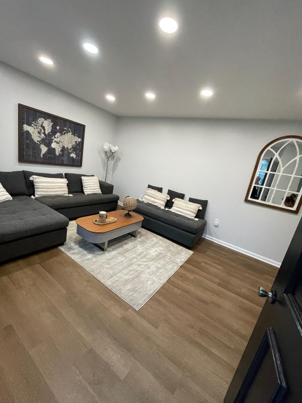 Foto del edificio - 822 Brownwood Dr NW