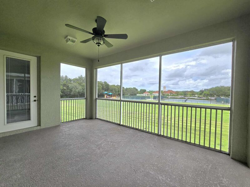 Foto principal - 3840 Serenade Ln