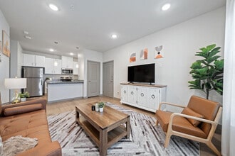 Building Photo - Woodview