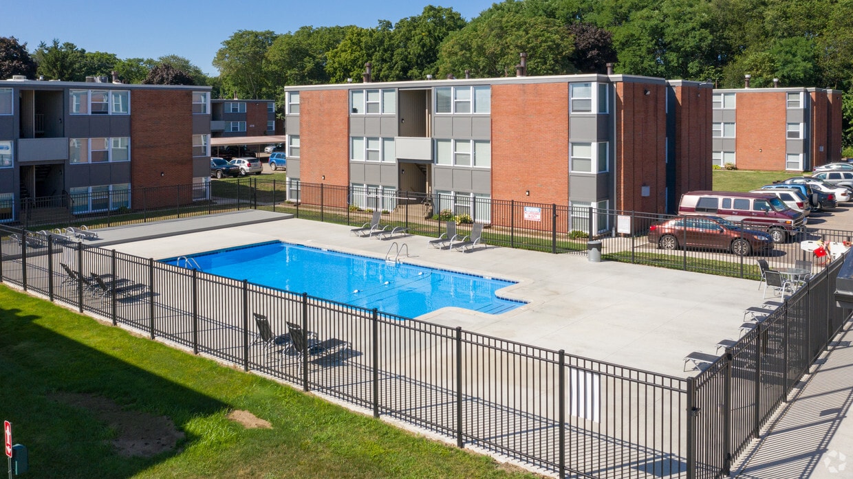 The Landing Apartments Kalamazoo Mi Apartments Com