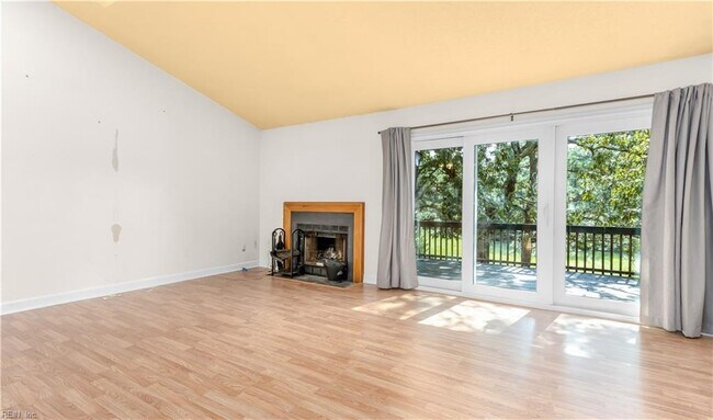 Foto del edificio - 280 Windship Cove