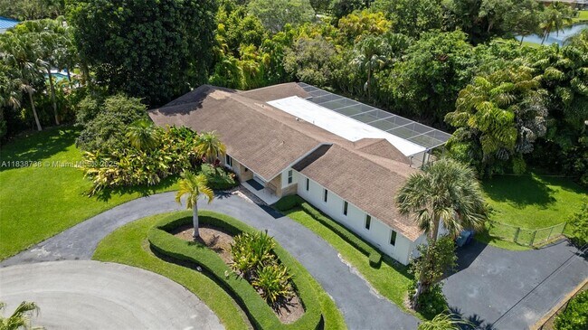 Building Photo - 7100 SW 119th St