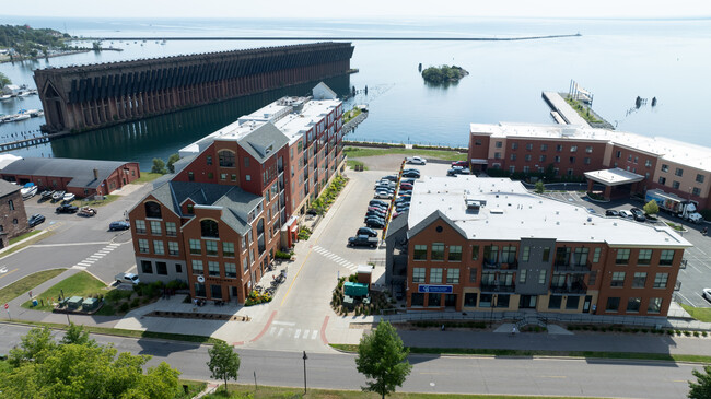 Foto del edificio - Two Marquette Place