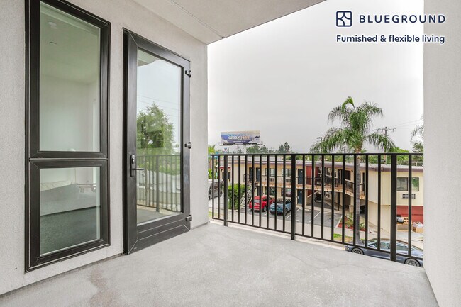 Foto del edificio - 3768 E Colorado Blvd
