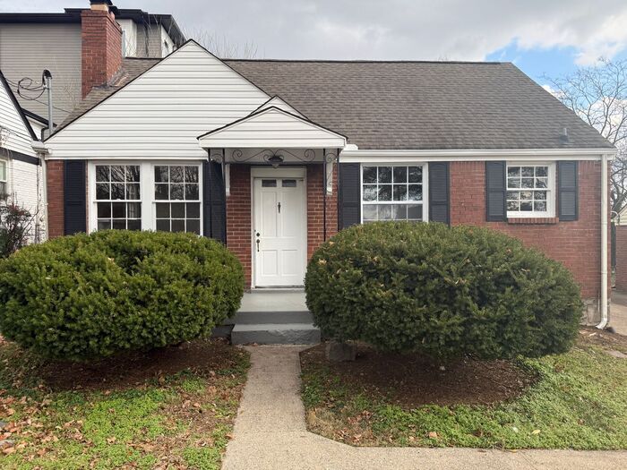 Primary Photo - Wedgewood / Houston!! 3/1 Brick House!