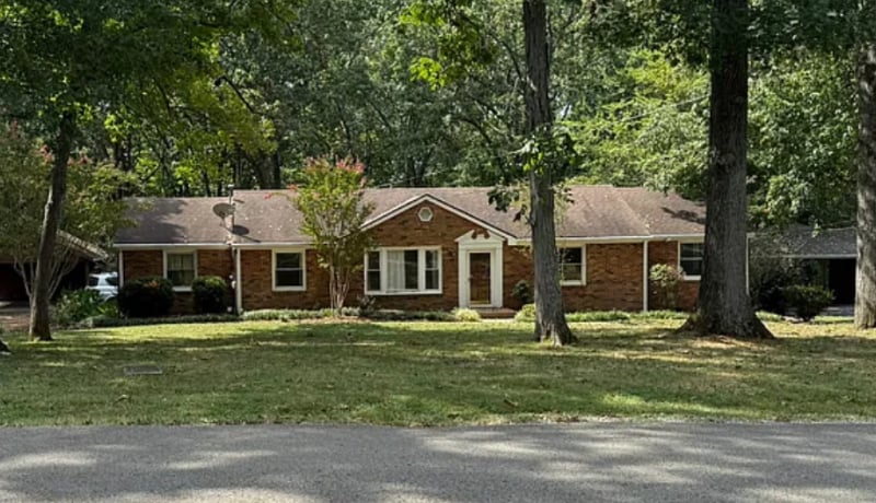 Primary Photo - 713 Templeton Dr