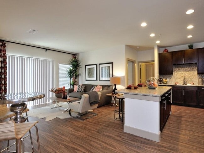 Photo - 5270 Town and Country Blvd Apartment
