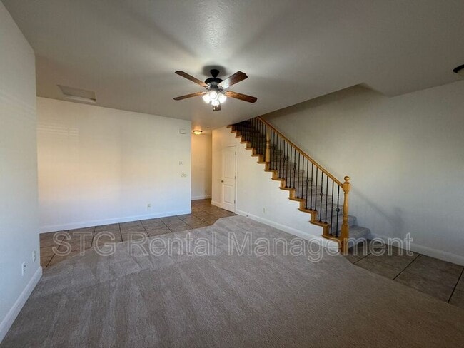 Building Photo - 449 W 500 N