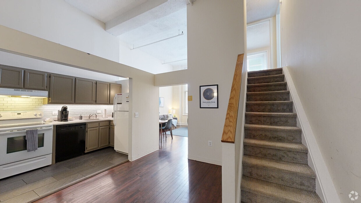 Photo - The Cosmopolitan Apartments