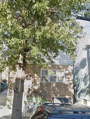Foto del edificio - 325 Columbia Ave