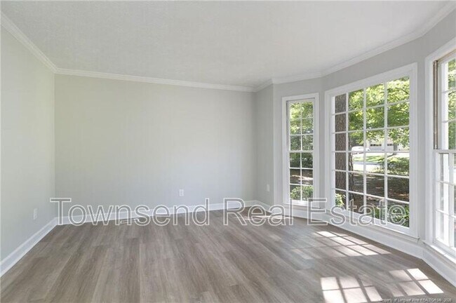 Foto del edificio - 1950 Merrimac Dr