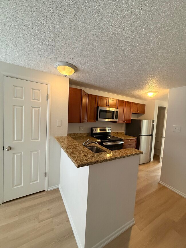 Foto del edificio - 165 S Clarkson St