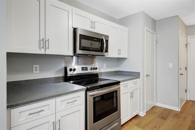 Building Photo - 1131 Village Creek Lane Apt #1, Mount Plea...