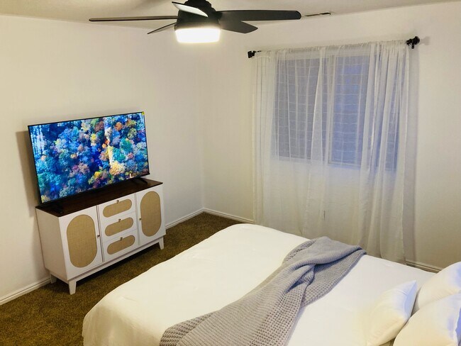 Foto del edificio - 1545 S Ash Creek Dr