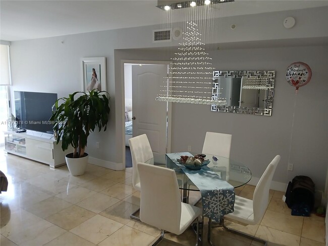Foto del edificio - 5085 NW 7th St