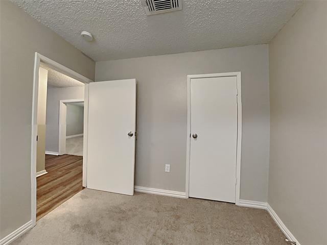 Foto del edificio - 6007 Cool Springs Dr