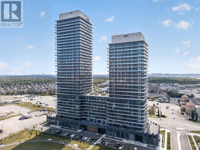 Photo du bâtiment - 15 Skyridge Dr