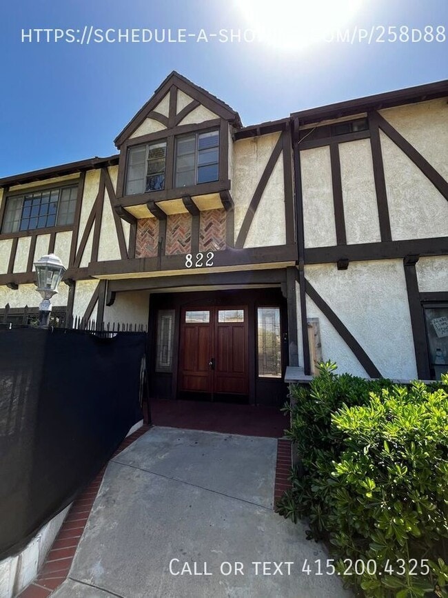 Building Photo - 822 Victor Ave