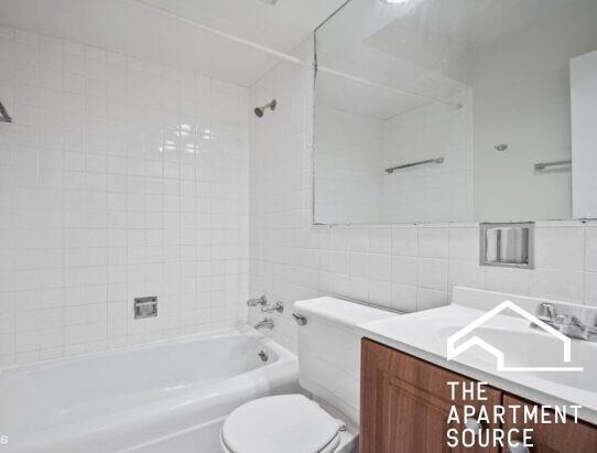 Foto del edificio - 530 W Surf St