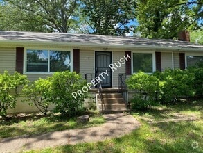 Building Photo - 1503 Pin Oak Dr