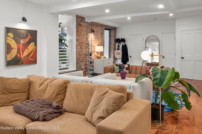 Foto del edificio - 417 Warren St