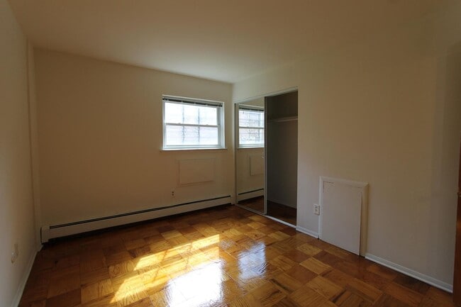 Building Photo - 8244 Woolston Ave