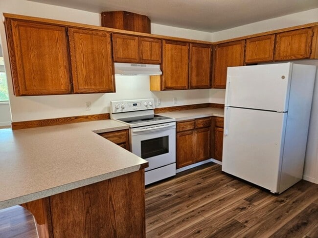 Foto del edificio - 3Bd/2Ba Single Story Home-For viewing!
