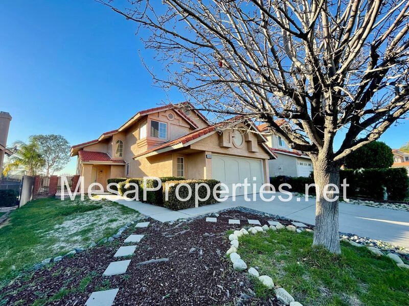 Foto principal - 7680 Sun Petal Ct