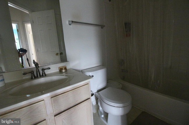 Foto del edificio - 17703 Smokewood Dr