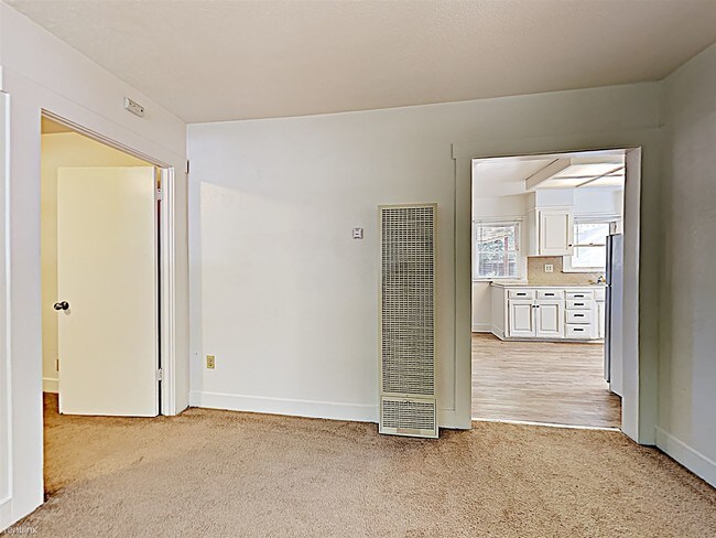 Foto del edificio - 1 br, 1 bath House - 1260 Coolidge Ave
