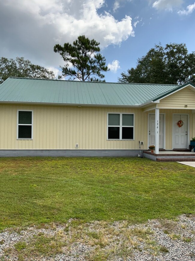 Building Photo - 2 Bedroom Duplex in Holly Ridge